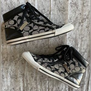 COACH Black Gray Freesia Signature High Mid Top Sneaker Woman's Size 8.5.